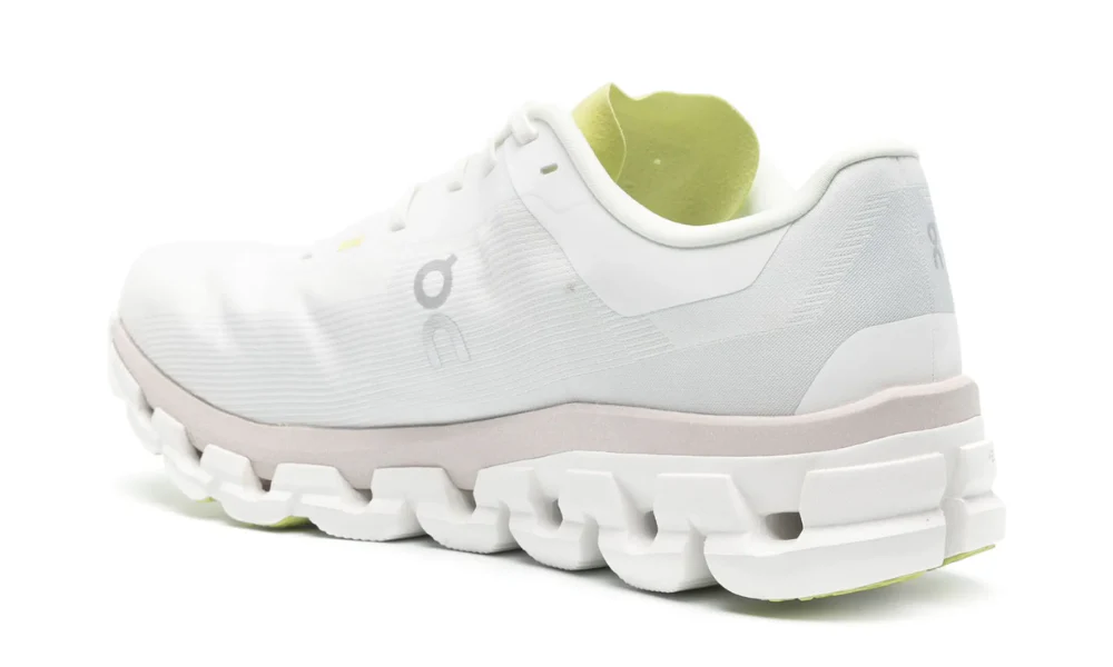On Running Cloudflow 4 "white/Sand Beige/Lime Green"