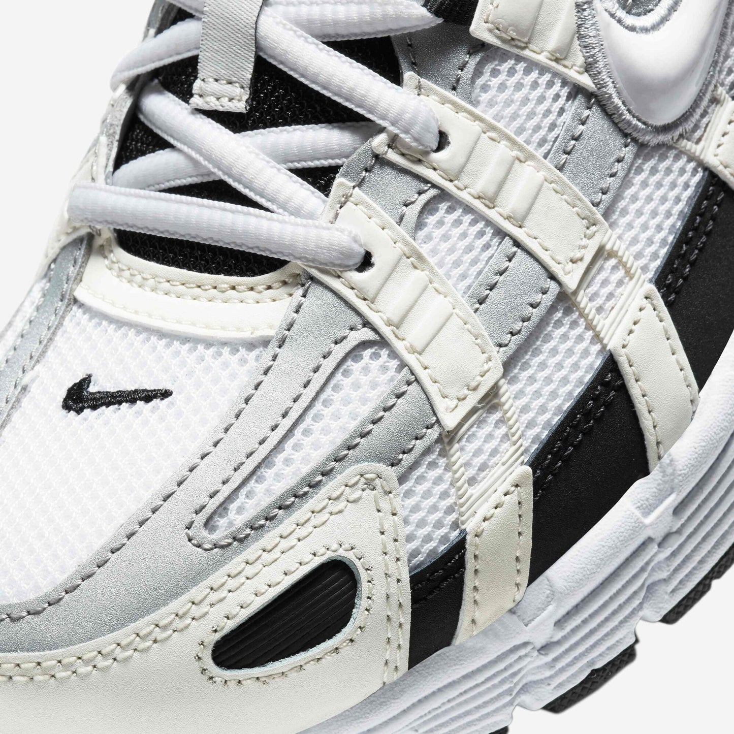 Nike P-6000 Premium Sail/Wolf Grey/Metallic Silver/White
