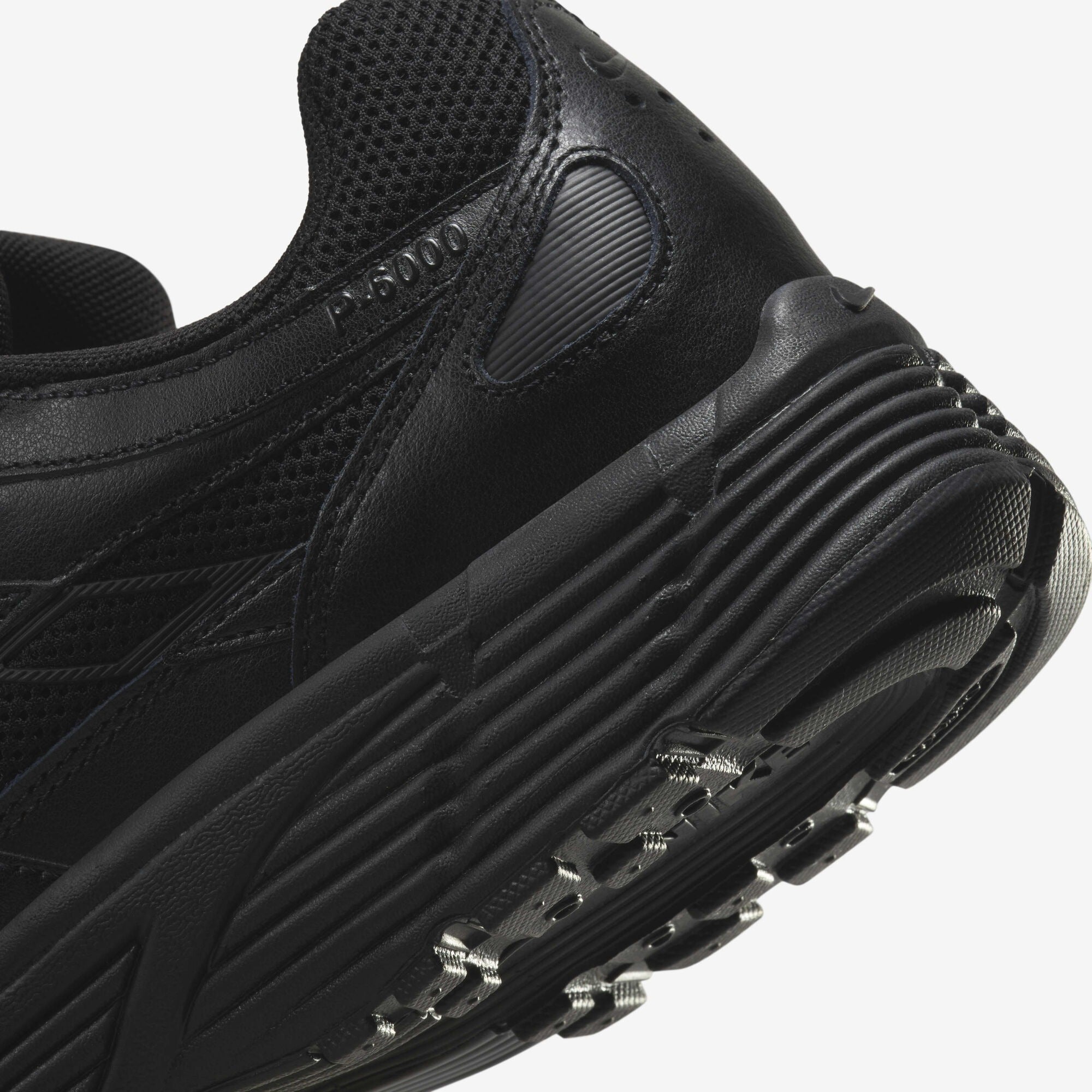 Nike P-6000 Premium Black