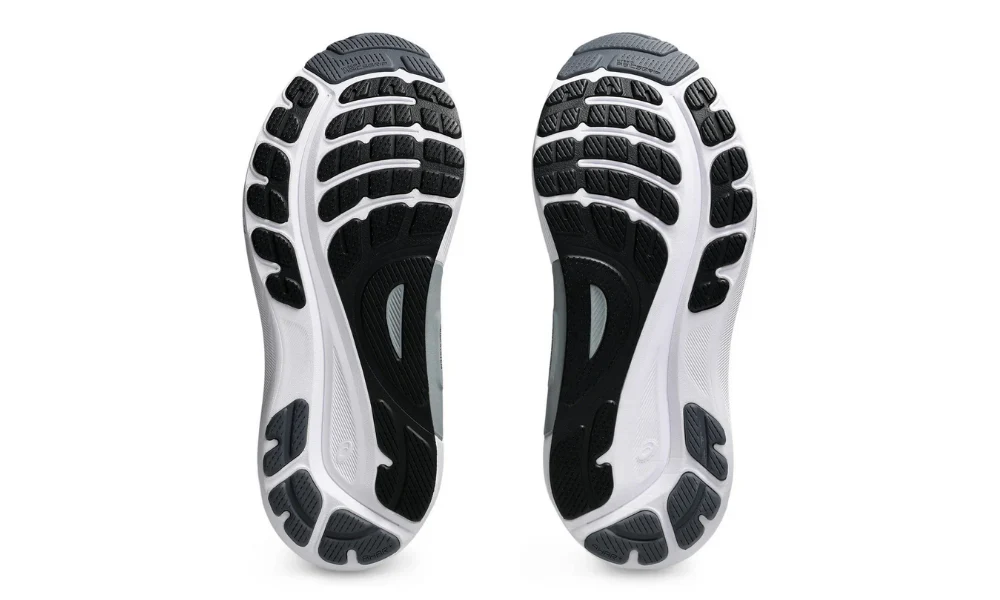 Asics Gel Kayano 31 Wide 'Black / White '