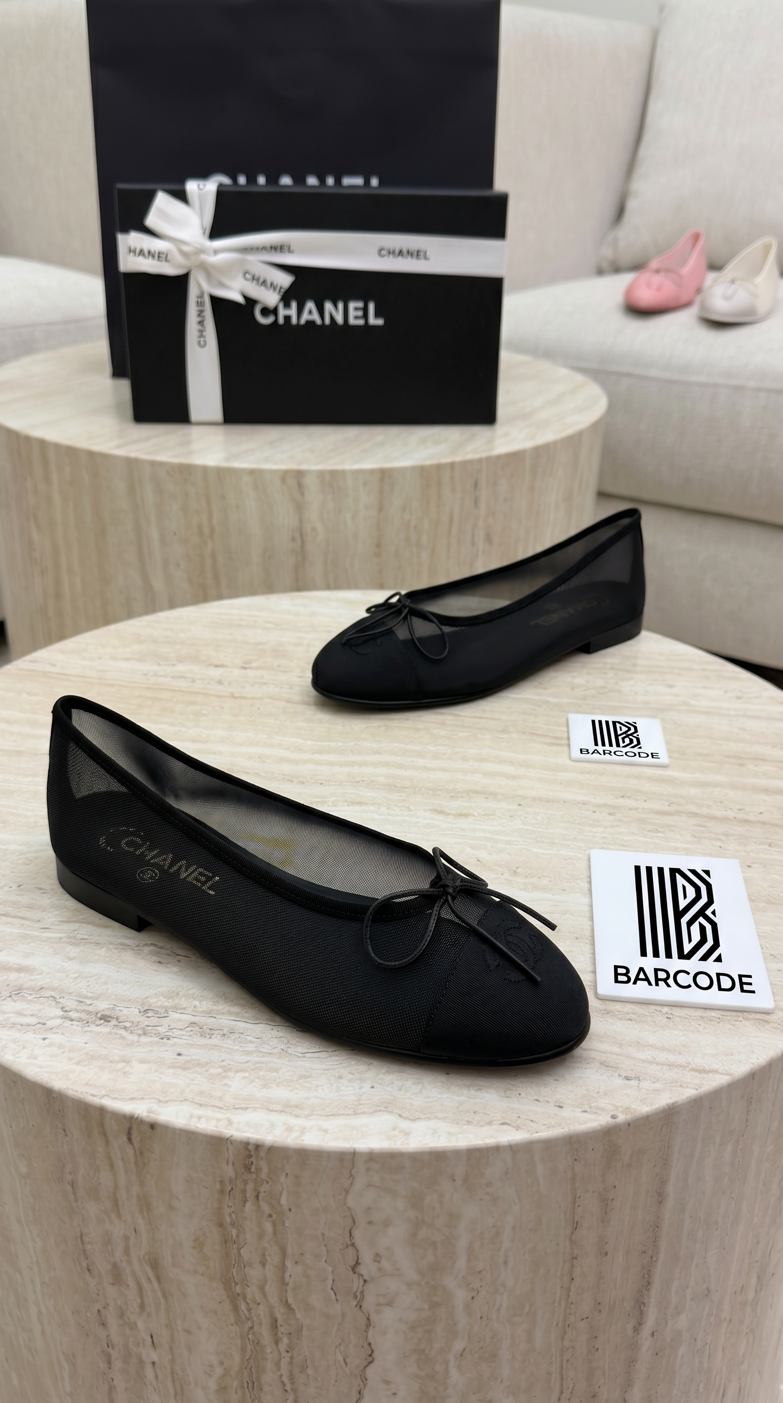 حذاء شانيل Chanel Ballerinas أسود شبك