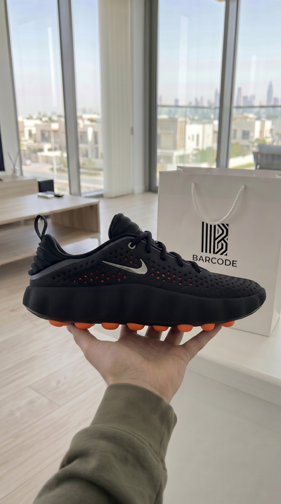 Nike Mind 002 Black Hyper Crimson