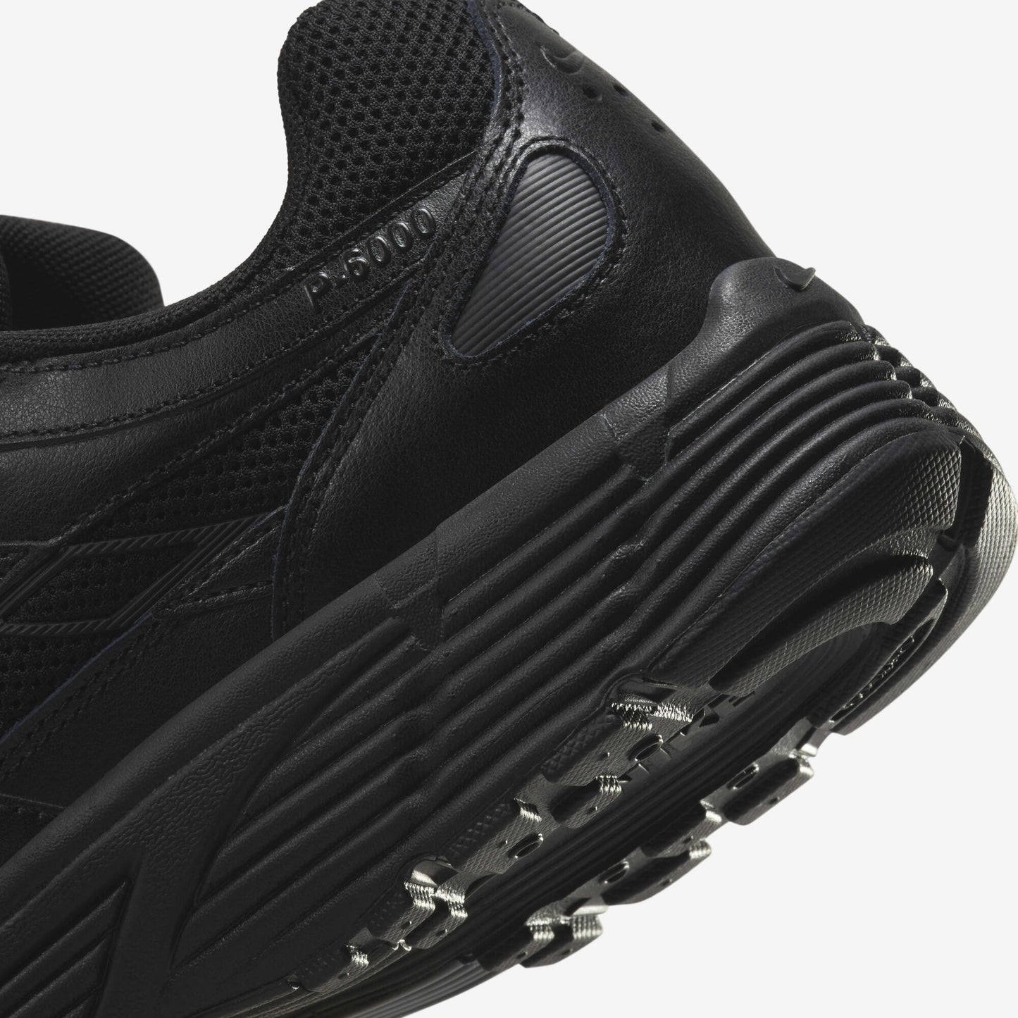 Nike P-6000 Premium Black