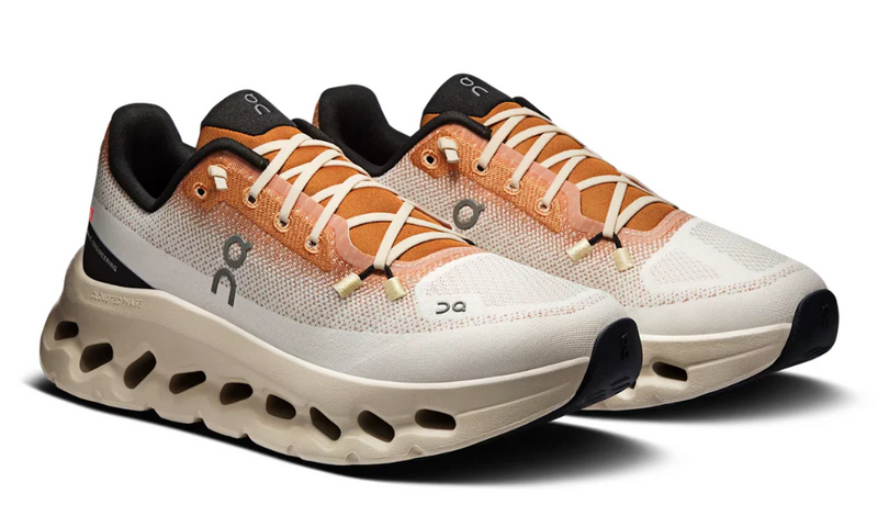 On Cloudtilt 'Ivory Almond'