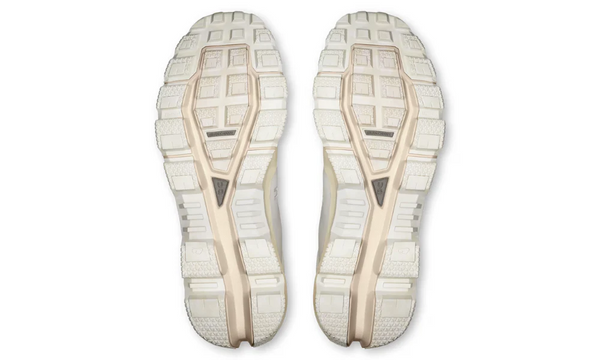 On Cloudventure Loewe 2 'Eggshell'