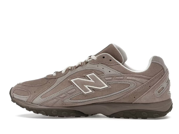 New Balance 204l