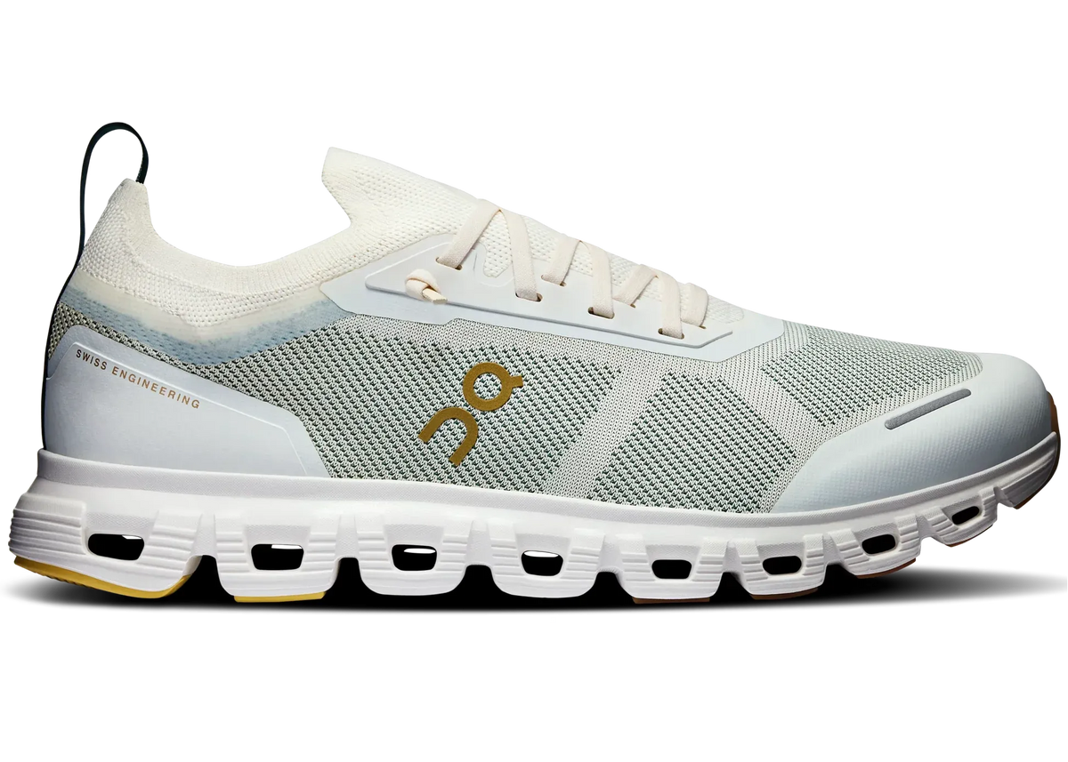 On Cloud 6 Versa "Ice / Spirulina"