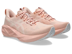 Asics Novablast 5 "Pink"