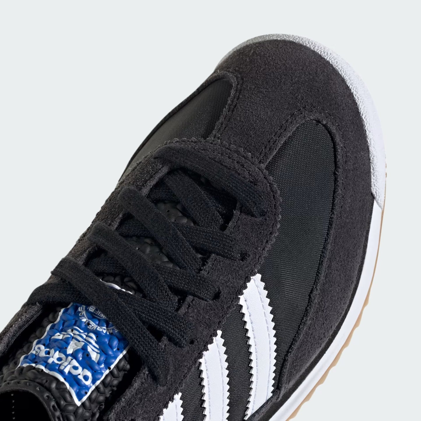 SL 72 RS Core Black / Cloud White / Blue